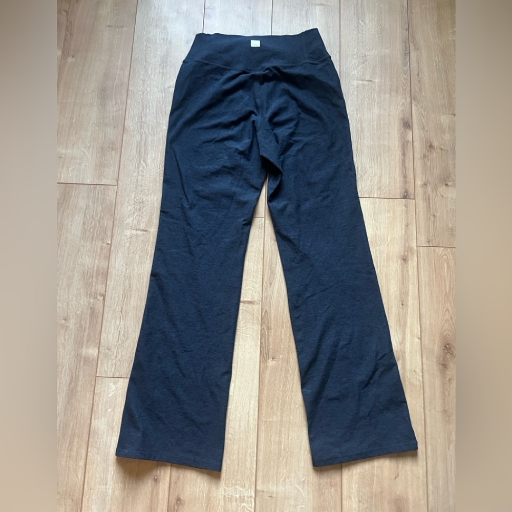 Vuori Mid Rise Elevation Slim Bootcut Pants